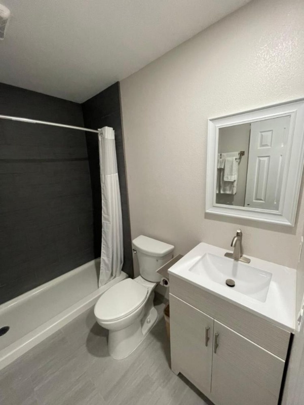 Fontana Inn image 11